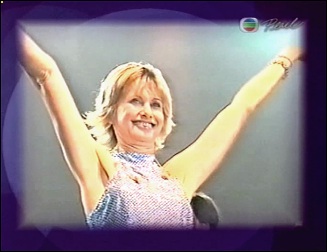 Olivia Newton-John at Hong Kong 2000 concert