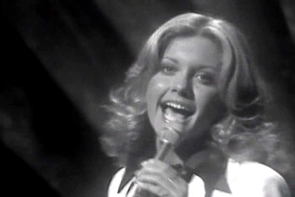 Olivia Newton-John Long Live Love on Top of the Pops March 28 1974
