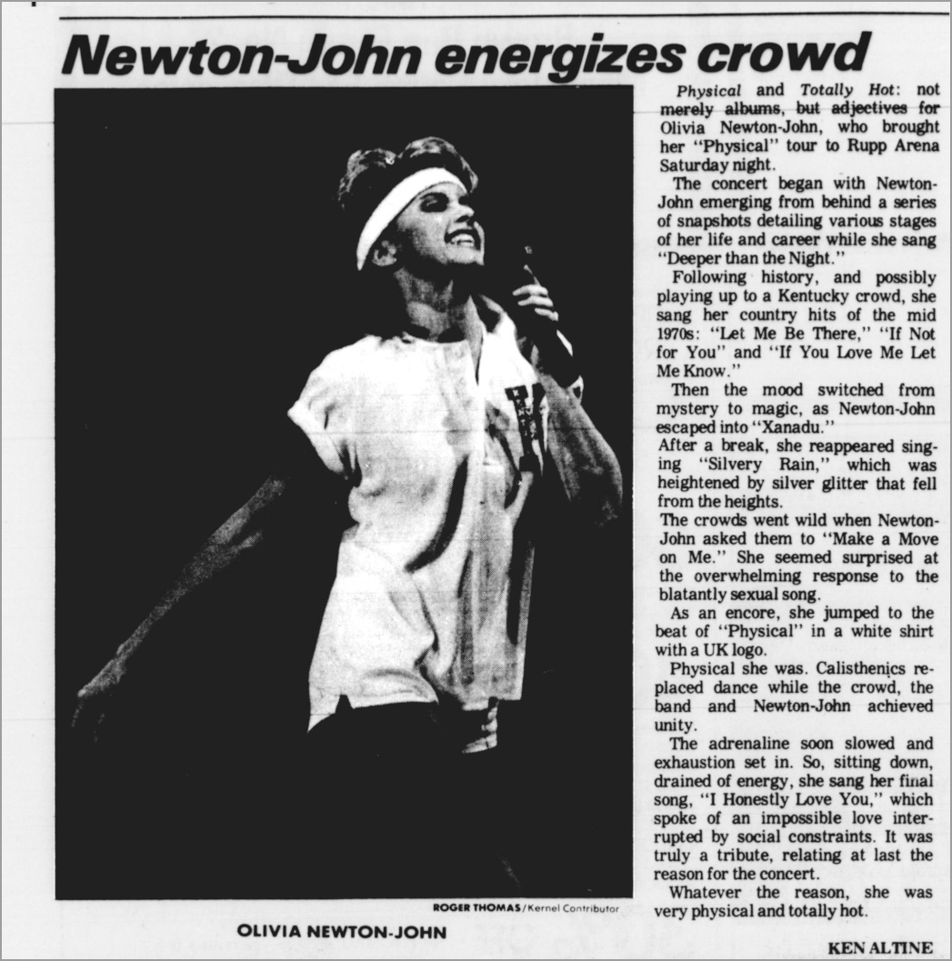 Newton-John energizes crowd - The Kentucky Kernel