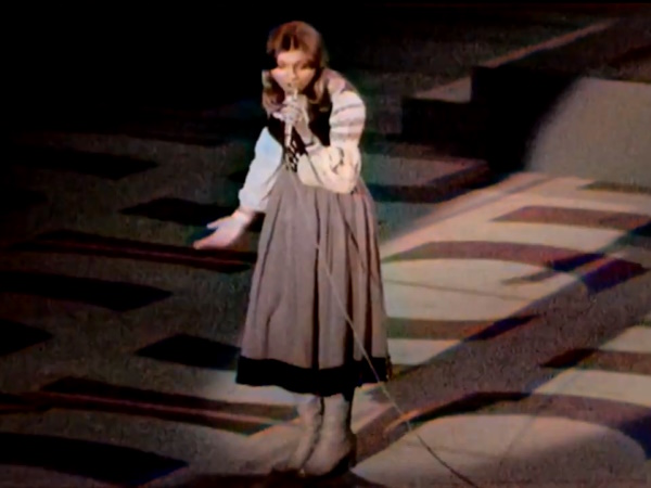 Olivia Newton-John on 1971 Night of Stars, November 1971