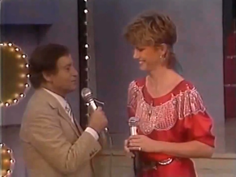 Olivia Newton-John on Sabado Sensacional Venezuela Feb 1982