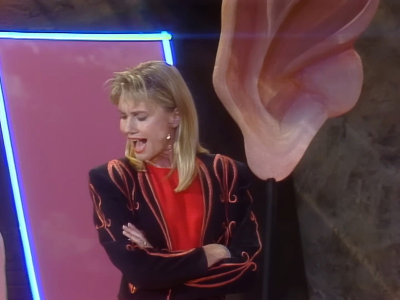 Olivia Newton-John on Wetten Dass performing The Rumour 1988